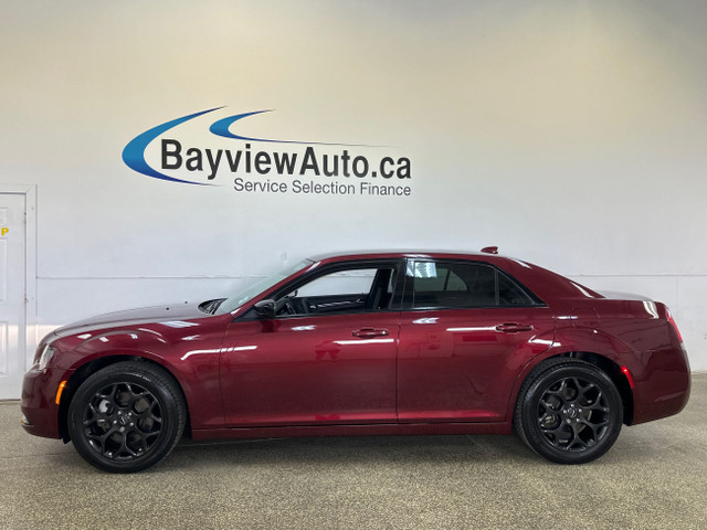 2023 Chrysler 300 Touring 300/AWD/24000KM/XENON/NAVI! in Cars & Trucks in Belleville