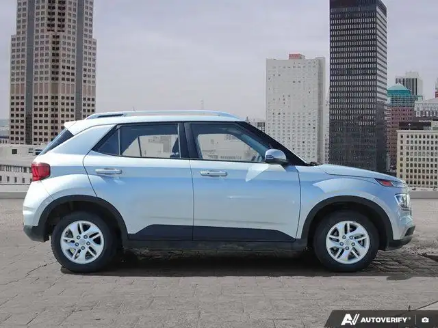 2022 Hyundai Venue Preferred | No Accidents | Apple CarPlay in Cars & Trucks in Calgary - Image 8