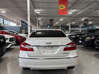 **SPRING SPECIAL!** FINISHED IN WHITE ON MATCHING BLACK INTERIOR, STITCHED LEATHER SEATS, HEATED SEA... (image 4)