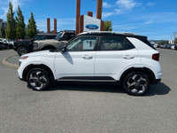 This 2021 Hyundai Venue has a White exterior and Black seats with seating for 5. Equipped with a1.6... (image 1)