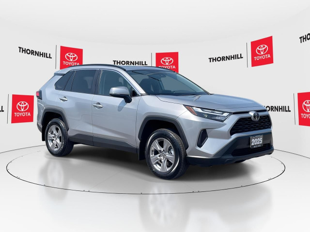 2025 Toyota RAV4 XLE NO ACCIDENT, ONE OWNER, LOW KM in Cars & Trucks in City of Toronto