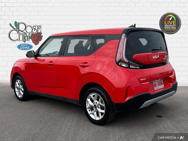 2023 Kia Soul EX | Heated Seats | Heated Steering Wheel in Cars & Trucks in Windsor Region - Image 4