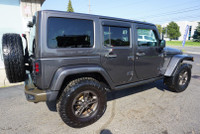 SAFETY INCLUDED ONE OWNER FREE ACCIDENT 18 JEEP SERVICE HISTORY LOCAL ONTARIO CAR Very Clean Jeep Wr... (image 6)