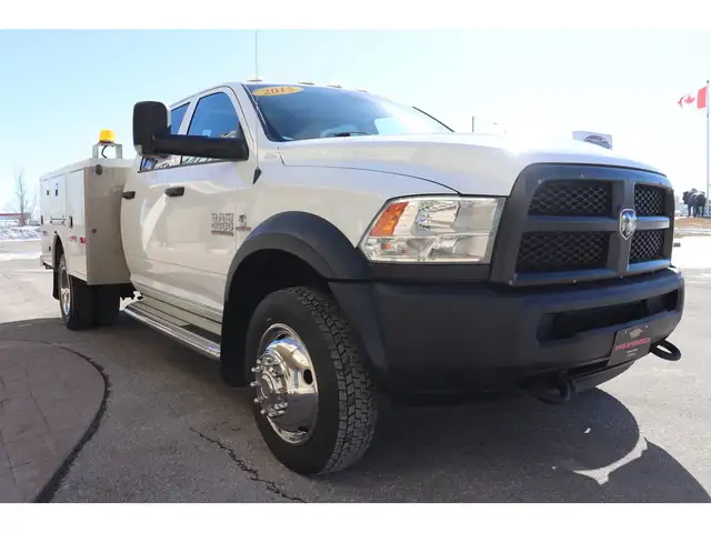 2015 Dodge RAM 4500 CREW DUALLY 6.7L CUMMINS 4X4, SERVICE BODY & in Cargo & Utility Trailers in Winnipeg - Image 21