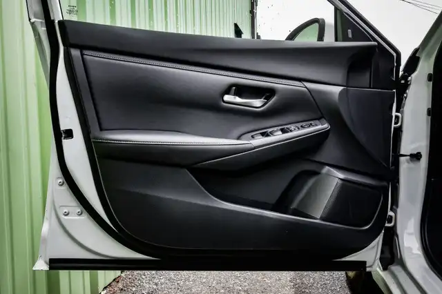 2022 Nissan Sentra S Plus • HEATED SEATS • REAR CAM • CP/AA in Cars & Trucks in Ottawa - Image 10