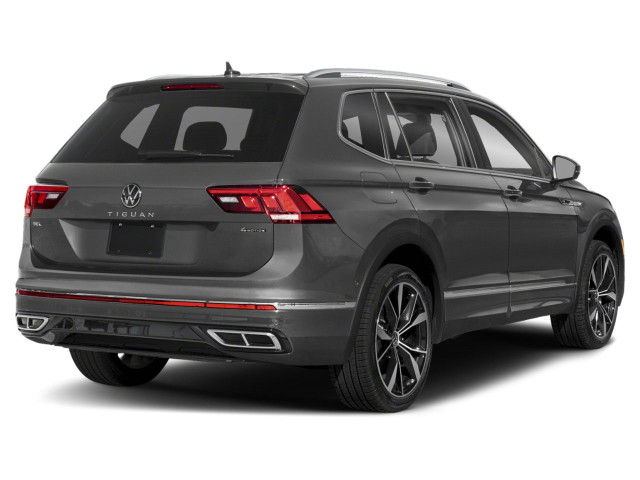 2022 Volkswagen Tiguan in Cars & Trucks in Chatham-Kent - Image 2