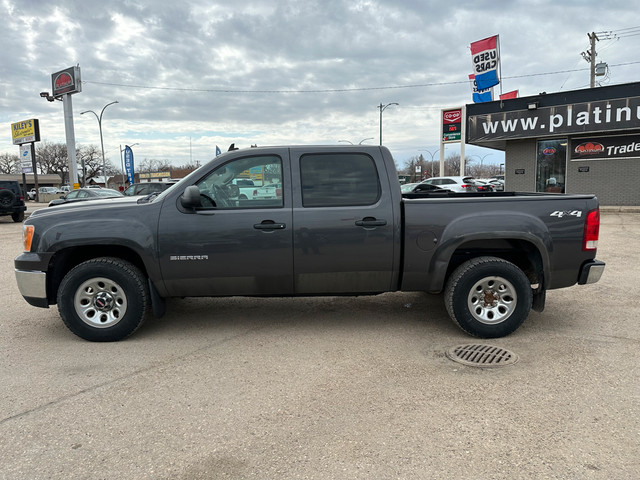 2011 GMC Sierra 1500 SLE - OnStar - Power Windows in Cars & Trucks in Saskatoon - Image 2