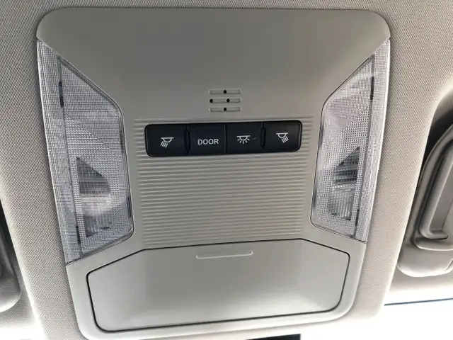 2020 Toyota RAV4 LE ONE OWNER dans Autos et camions dans Belleville - Image 26