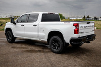 ENGINE DURAMAX 3.0L TURBO-DIESEL I6 (305 hp [227 kW] @ 3750 rpm 495 lb-ft of torque [671 Nm] @ 2750... (image 1)