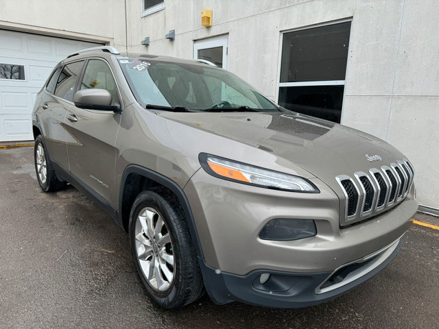 2016 Jeep Cherokee Limited V6 4X4 AUTOMATIQUE FULL AC MAGS CUIR  in Cars & Trucks in Laval / North Shore - Image 2