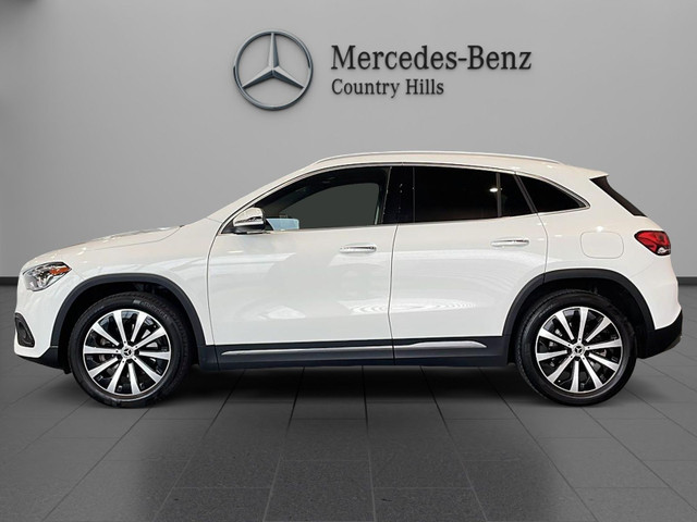 2021 Mercedes-Benz GLA250 4MATIC SUV in Cars & Trucks in Calgary - Image 2