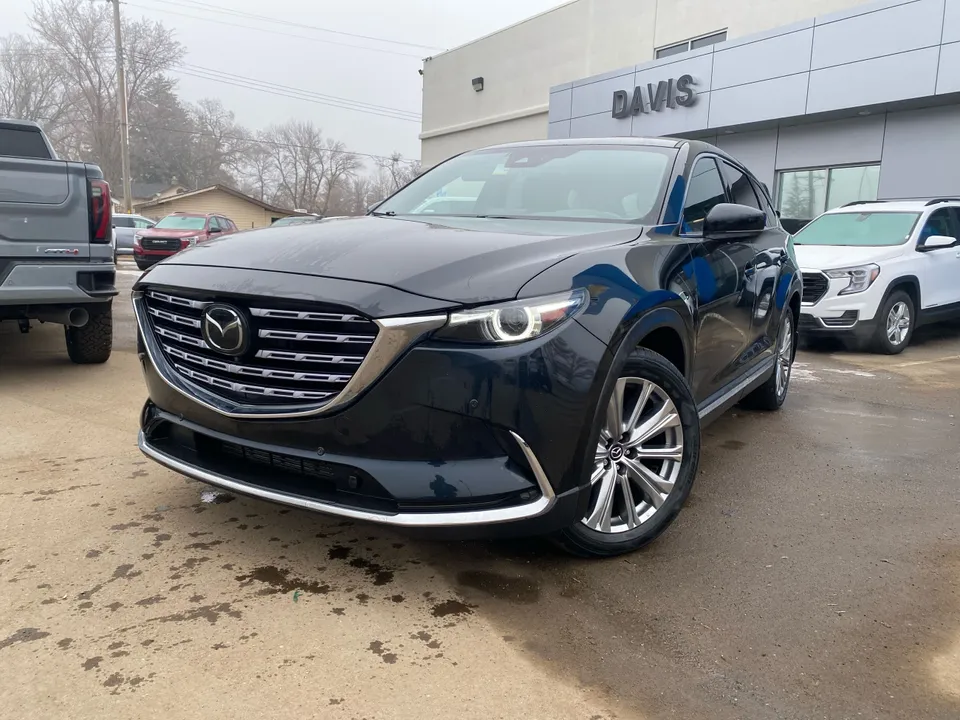 2021 Mazda CX-9 Signature ALL-WHEEL DRIVE! HEATED AND COOLED...
