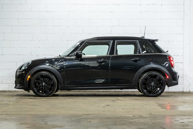 2024 MINI 5 Door Cooper S | Esprit urbain | Premier Line 2.0 in Cars & Trucks in City of Montréal - Image 4