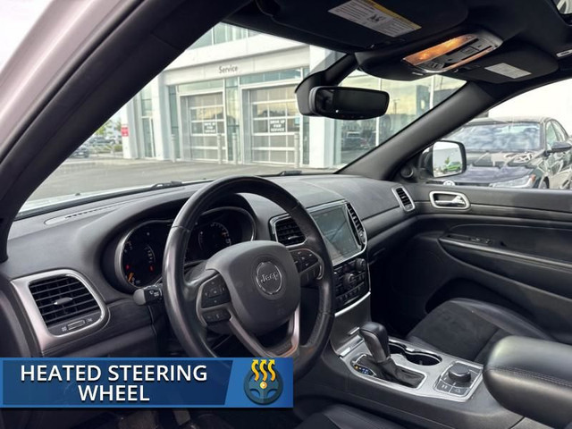 2019 Jeep Grand Cherokee Laredo E  - Navigation in Cars & Trucks in Ottawa - Image 2