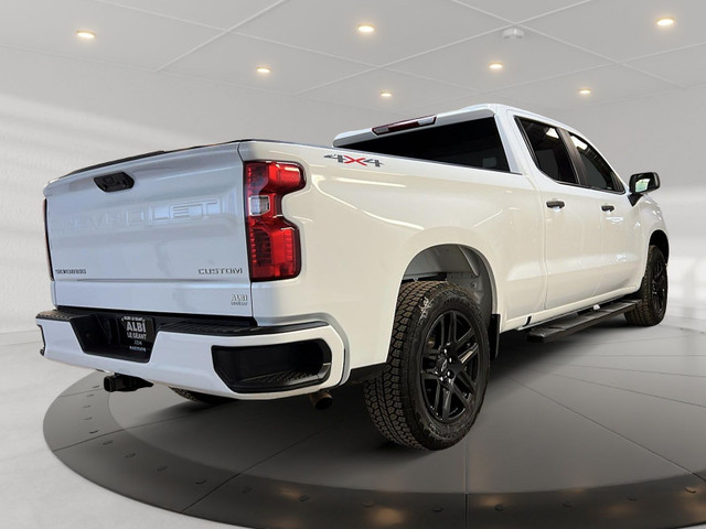 2022 Chevrolet Silverado 1500 CUSTOM CREW CAB 4X4 in Cars & Trucks in Laval / North Shore - Image 4
