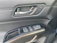Remote vehicle start | Keyless open | Apple CarPlay and Android Auto | Bluetooth | 3 Months FREE Sir... (image 9)