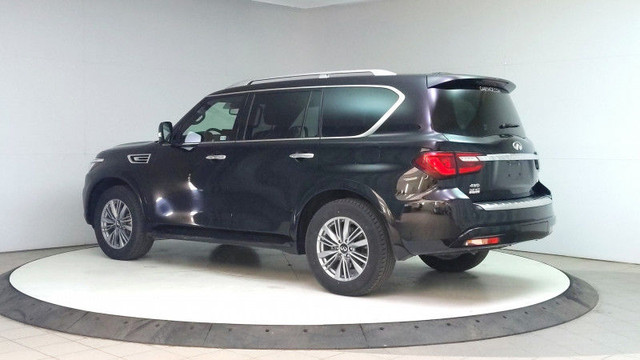 2023 INFINITI QX80 LUXE 8-Passenger 8 Passenger, Heated/Ventilat in Cars & Trucks in Lethbridge - Image 3