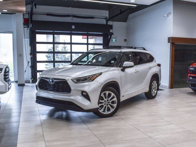 2022 Toyota Highlander Hybrid Limited in Cars & Trucks in Calgary - Image 3