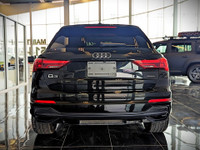 Comes equipped with: Power Trunk, Power Mirrors, Sunroof , Load Bearing Exterior Rack, Shark fin ant... (image 6)