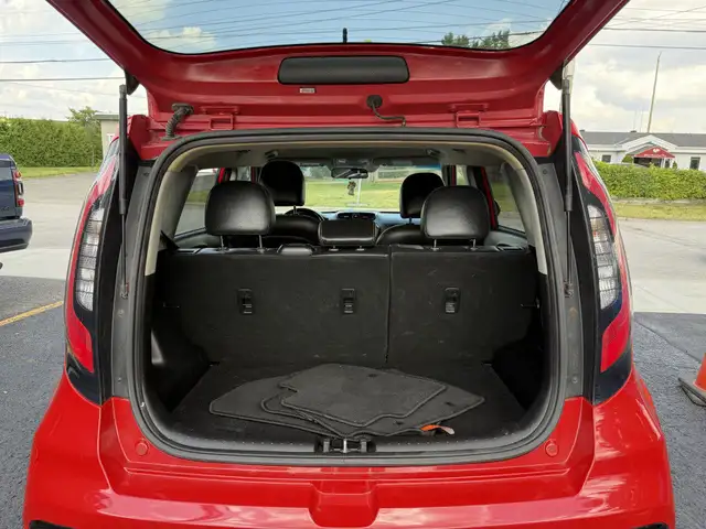 2017 Kia Soul SX Turbo in Cars & Trucks in Ottawa - Image 11