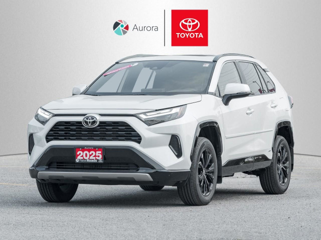 2025 Toyota RAV4 Hybrid SE in Cars & Trucks in Markham / York Region