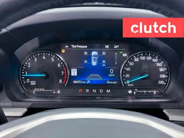 2021 Ford Explorer XLT 4WD w/ Apple CarPlay, Heated Front Seats, in Cars & Trucks in Ottawa - Image 28