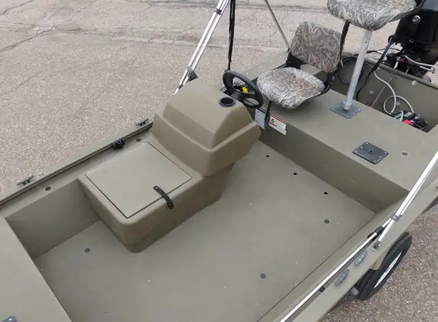 2015 TRACKER Grizzly 1648 MVX SC; Mercury 40Hp JET-used fishing  in Powerboats & Motorboats in Prince Albert - Image 13