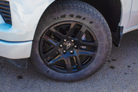 2024 Chevrolet Silverado Short BOX Crew CAB 1500 4WD - DARK ESSENTIALS PACKAGE - TRUE NORTH EDITION... (image 5)