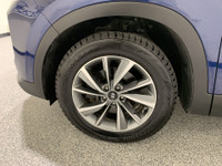 A/C SUNROOF HEATED STEERING WHEEL LEATHER INTERIOR HEATED FRONT SEATS REVERSE SENSING NAVIGATION DUA... (image 6)