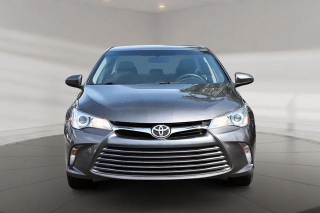 2017 Toyota Camry LE + SEULEMENT 62884 KM LE FWD in Cars & Trucks in Longueuil / South Shore - Image 2