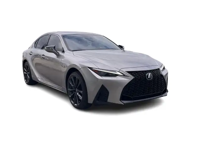 2023 Lexus IS IS 300 in Cars & Trucks in Laval / North Shore - Image 17