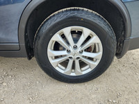 JUST REDUCED!!! ONLY 56,000KMS!!!! 7 PASSENGER SV!!!! NAVIGATION!! PANORAMIC ROOF!! 2014 Nissan Rogu... (image 9)