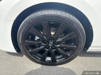 - ACCIDENT FREE - HEATED LEATHER SEATS - HEATED STEERING WHEEL - SUNROOF - NAVIGATION - WIRELESS APP... (image 9)