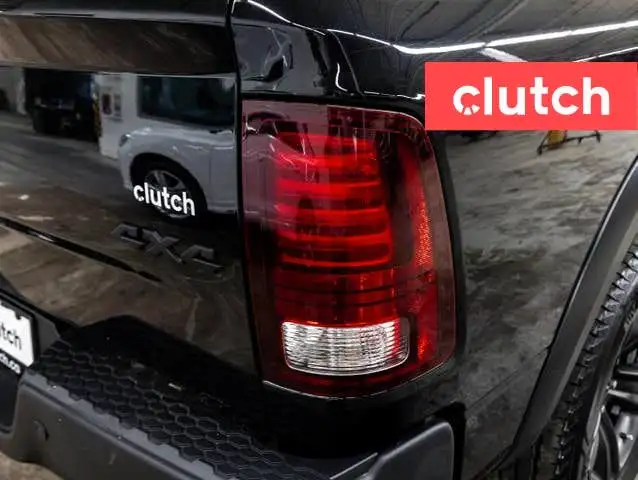 2022 Ram 1500 Classic Warlock Crew Cab 4x4 w/ Apple CarPlay & An in Cars & Trucks in City of Toronto - Image 12
