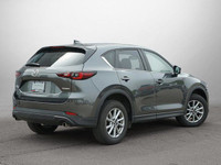 This Mazda CX-5 boasts a Regular Unleaded I-4 2.5 L/152 engine powering this Automatic transmission.... (image 4)