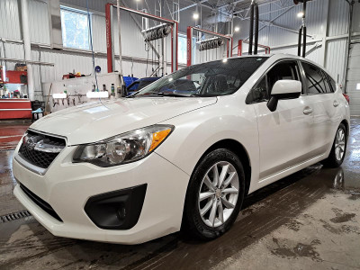 Subaru Impreza Hayon 5 portes CVT 2,0i avec groupe tourisme 2014