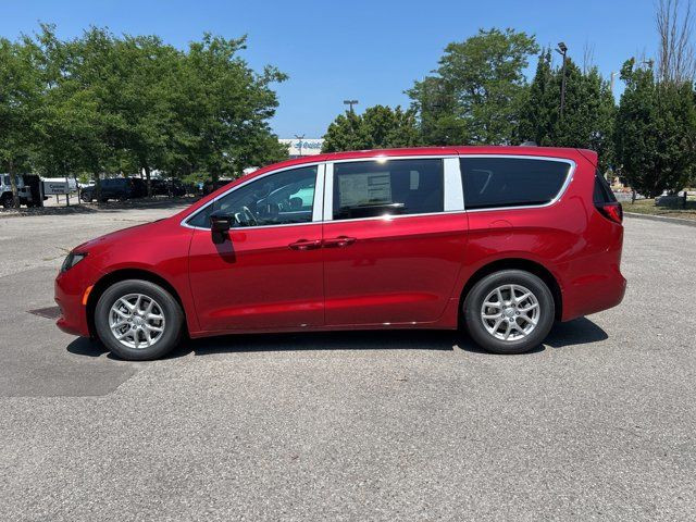 2025 Chrysler Voyager LX in Cars & Trucks in City of Toronto - Image 2