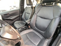 LOW KMS! HYBRID WITH LI-BATTERY, FULLY LOADED, LEATHER INTERIOR, POWER SEAT, HEATED SEATS, HEATED ST... (image 1)