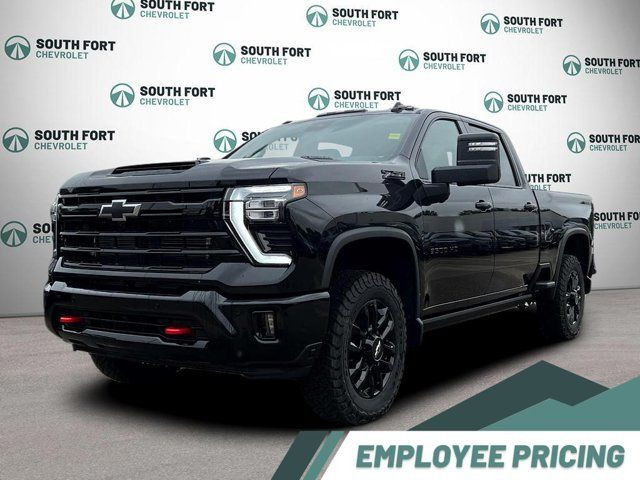 2025 Chevrolet Silverado 3500HD LTZ 4WD Crew Cab in Cars & Trucks in Strathcona County