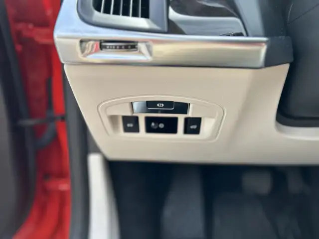 2019 Jaguar I-PACE First Edition in Cars & Trucks in Calgary - Image 10