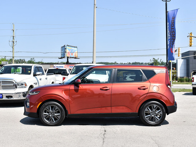 2021 Kia Soul EX+ ~CarPlay ~Wireless Charger ~Camera ~Moonroof in Cars & Trucks in Barrie - Image 4