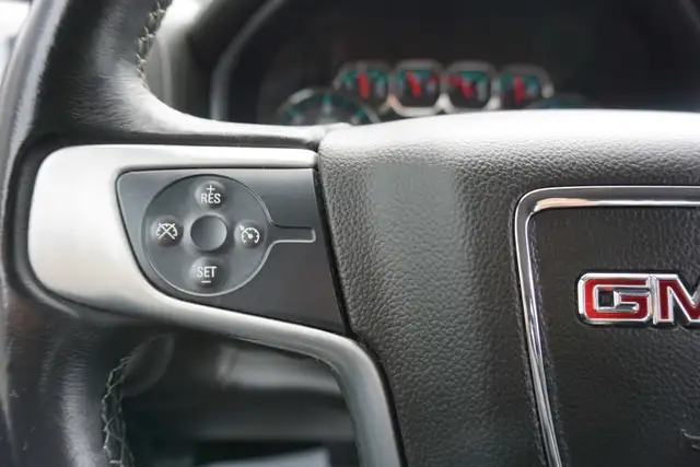 2017 GMC Sierra 1500 in Cars & Trucks in Oakville / Halton Region - Image 28
