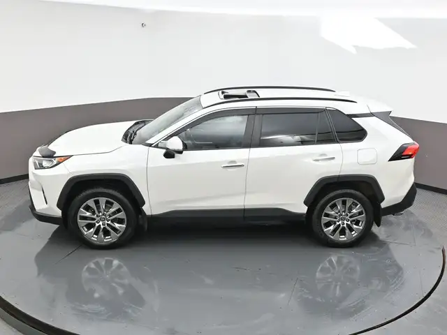 2021 Toyota RAV4 LIMITED in Cars & Trucks in City of Halifax - Image 37