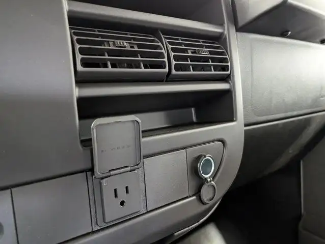 2024 Chevrolet Express Cargo Van - Power/Driver Convenience Pkg dans Autos et camions dans Barrie - Image 21