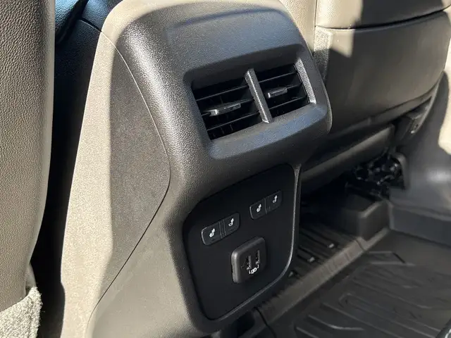 2022 GMC Terrain Denali AWD - Remote Start, OnStar, Cruise Contr dans Autos et camions dans Comté de Strathcona - Image 35