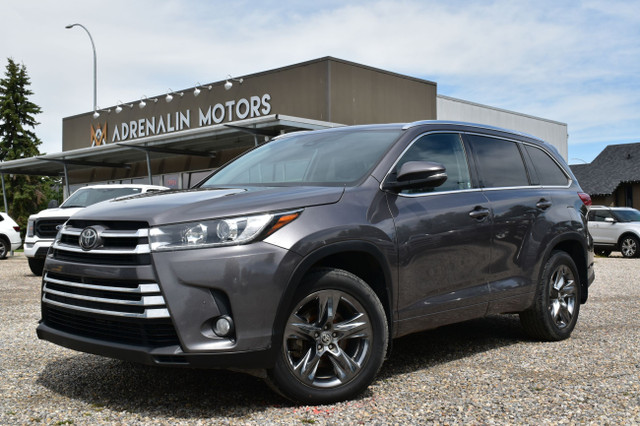 2018 Toyota Highlander ***LIMIITED, 2ND ROW BUCKETS*** in Cars & Trucks in Calgary