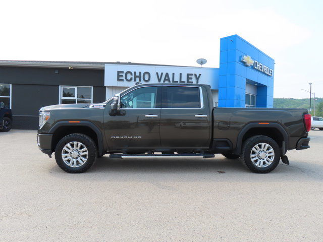 2022 GMC Sierra 2500HD Denali Duramax Diesel 6.6L 4x4 in Cars & Trucks in Regina