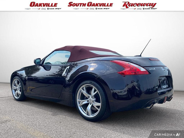 2010 Nissan 370Z TOURING | RWD | CONVERTIBLE | 3.7L V6 | LOW KMS in Cars & Trucks in Oakville / Halton Region - Image 4