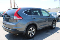 ACCIDENT FREE Well Maintained Experience Luxury and Performance Like Never Before with the 2012 CRV... (image 6)