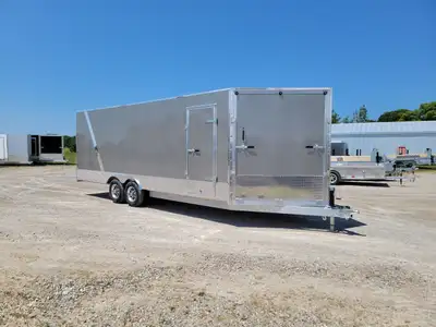 This beautiful 102"x22'+5' Vnose is 27' of total interior length. you have the options of black, whi...
